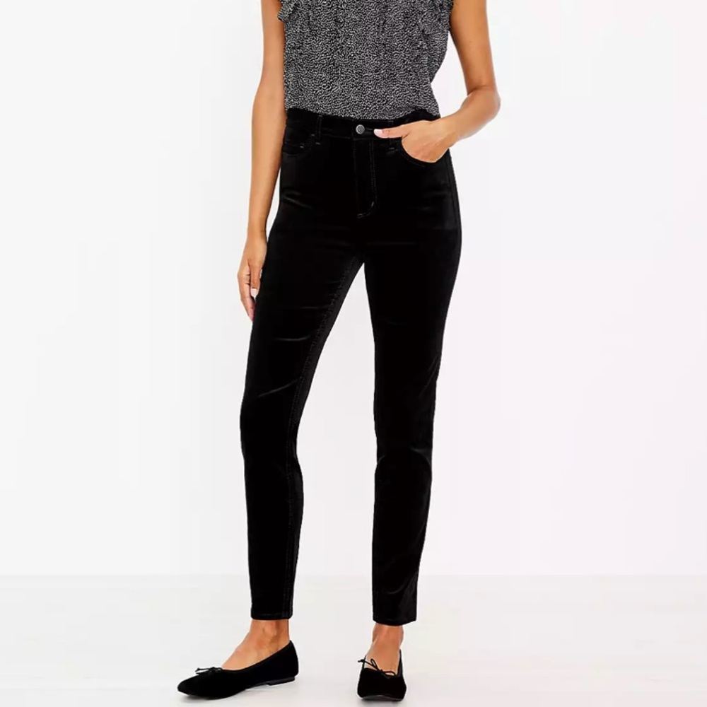 Ann Taylor Velour Women’s Skinny Jeans